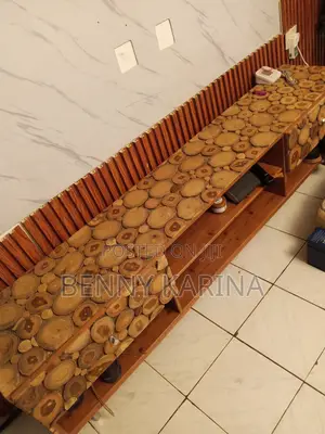 Alibert TV Stand