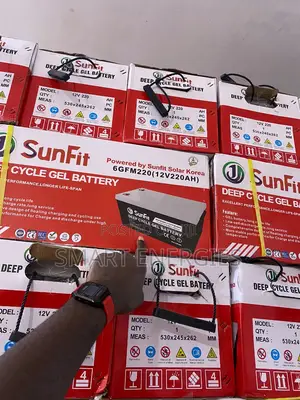 12v 220Ah Dry Cell Sunfit Solar Inveter Battery