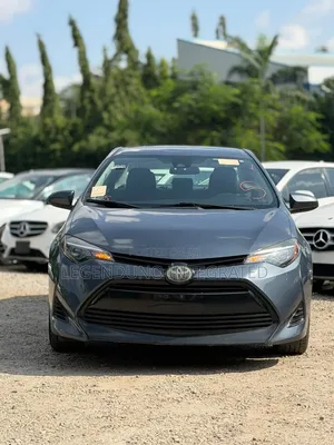 Toyota Corolla 2018 Blue