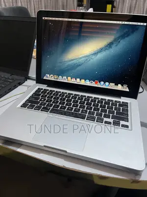 Laptop Apple MacBook 2012 8GB Intel Core i5 HDD+SSD 512GB