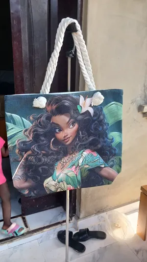 Maxi 3D Tote Bags