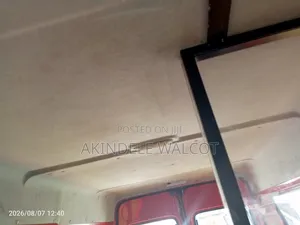 Ford Transit 2005 Red