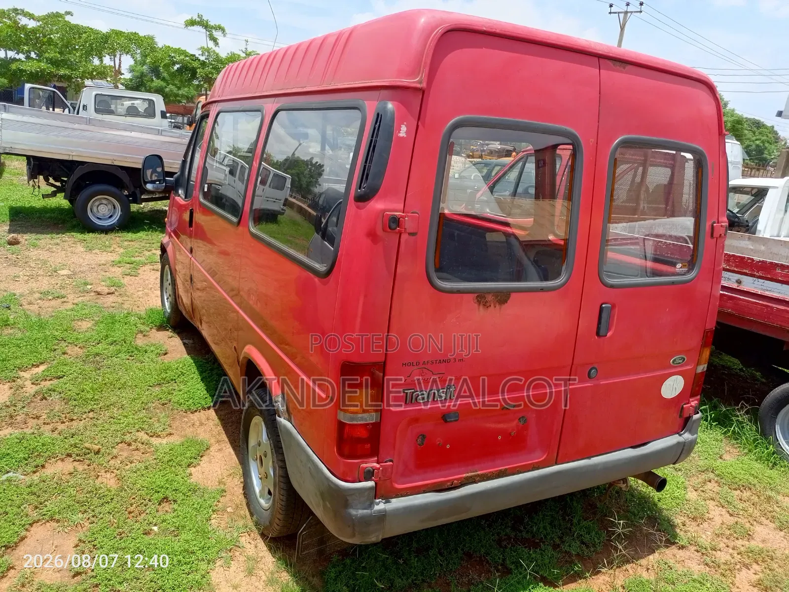 Ford Transit 2005 Red