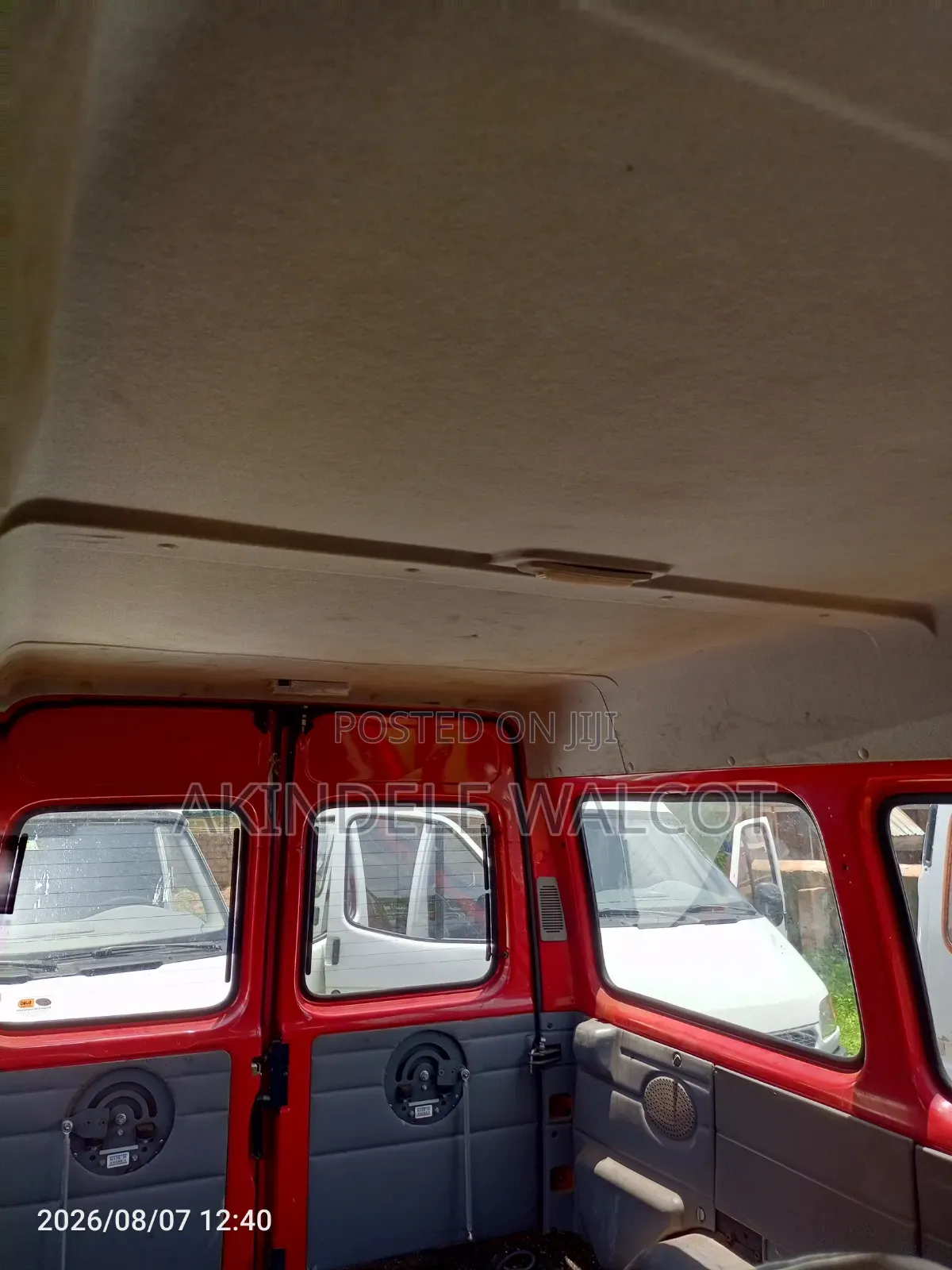 Ford Transit 2005 Red