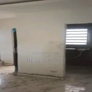Mini Flat in Adekunle for rent