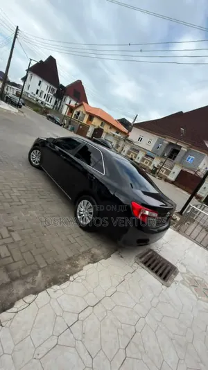 Toyota Camry 2013 Black