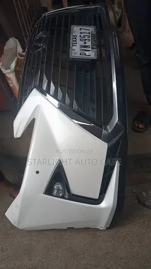 Complete Front Bumper Rx350 2017 Tokunbo