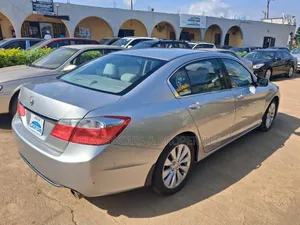 Honda Accord LX 4dr Sedan (2.4L 4cyl CVT) 2015 Silver