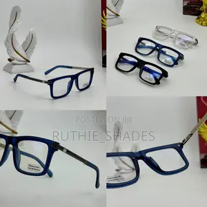 Photochromic Gucci Glasses