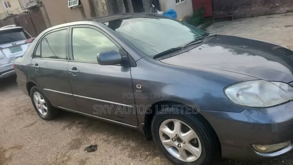 Toyota Corolla 2007 Gray