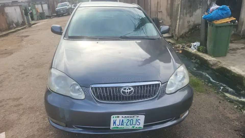 Toyota Corolla 2007 Gray