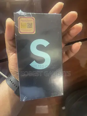 New Samsung Galaxy S22 5G 256 GB