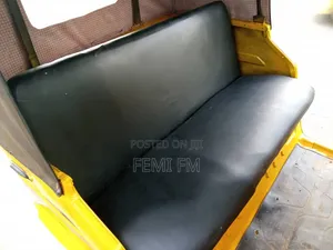 TVS King Deluxe Plus iTouch Start 2024 Yellow