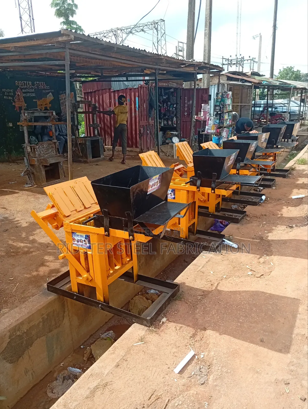 Manual Brick's Machine