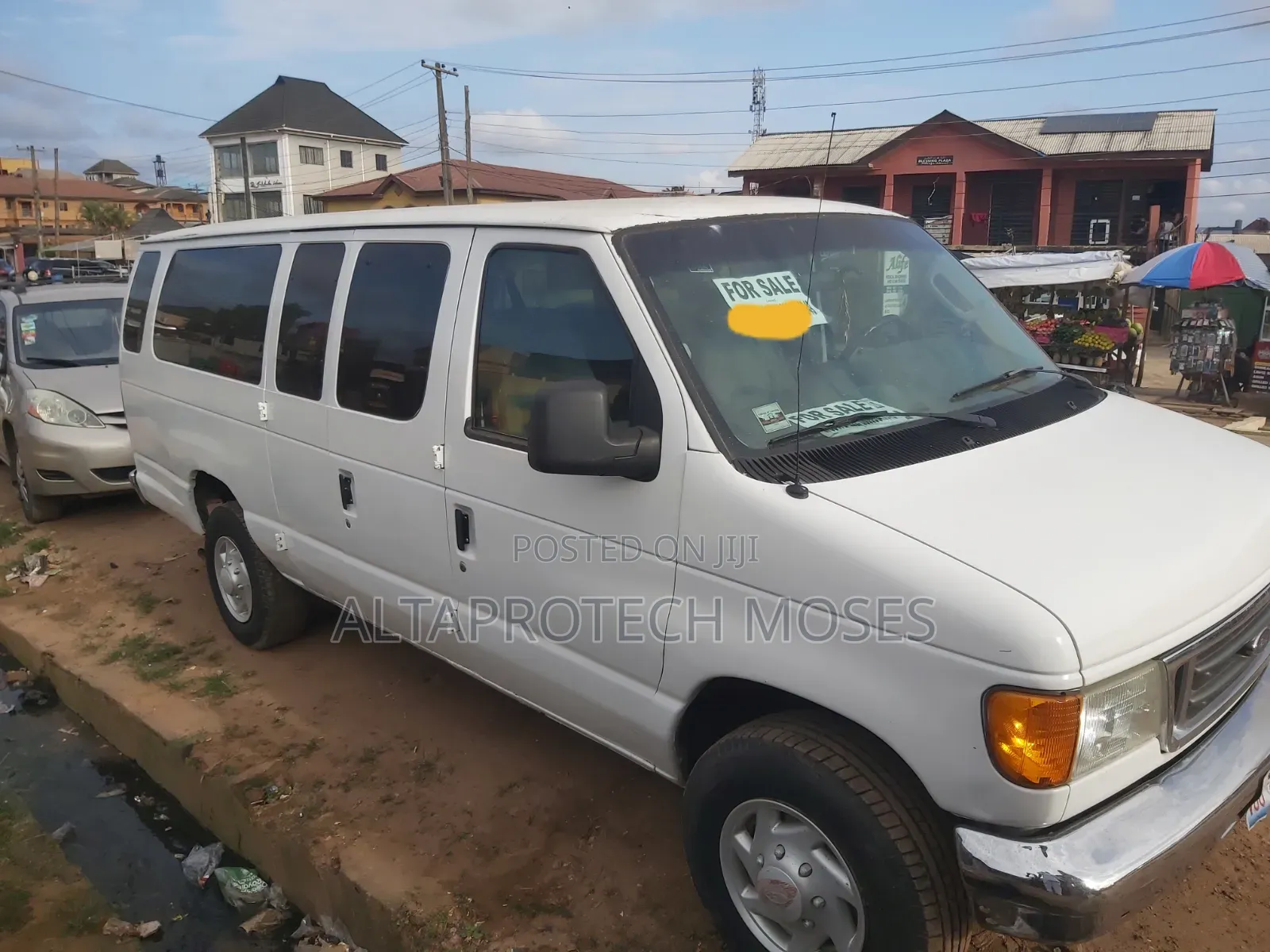 Ford E350 2007 White