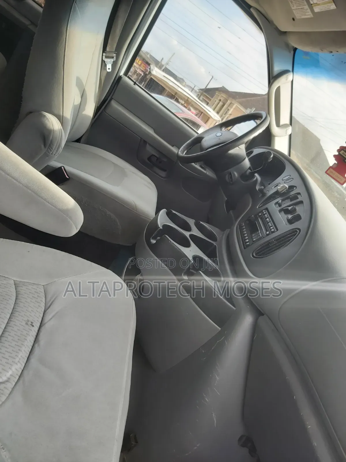 Ford E350 2007 White