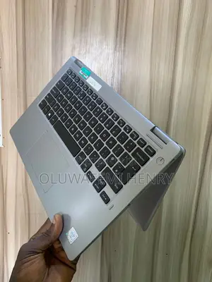 Laptop Dell Latitude 3310 2-in-1 8GB Intel Core i5 SSD 256GB