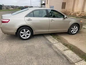 Toyota Camry 2007 Gold