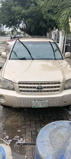 Toyota Highlander 2006 Gold