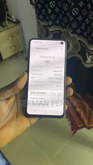 Samsung Galaxy S10e 128 GB Black