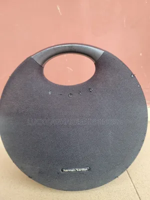 Onyx Studio 6 Harman Kardon