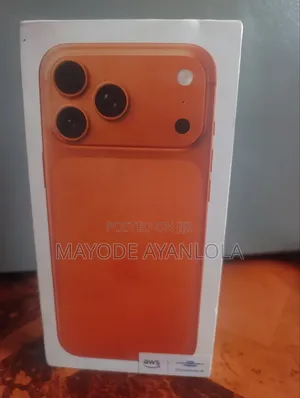 New Apple iPhone 17 Pro Max 256 GB Orange