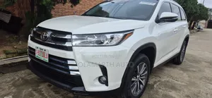 Toyota Highlander 2019 White