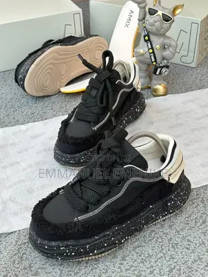 Quality Chunks Sneakers