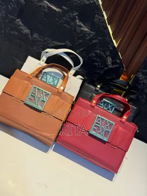 Mani Bag Black