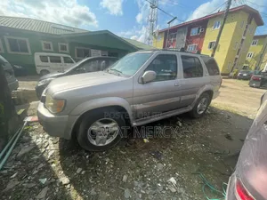 Infiniti QX4 2003 Silver