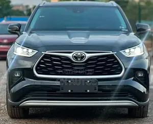 Toyota Highlander Platinum AWD 2024 Black