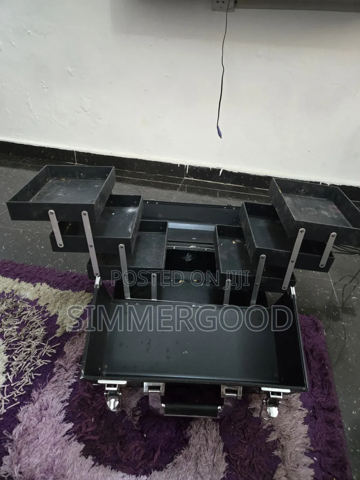 Make-Up Box
