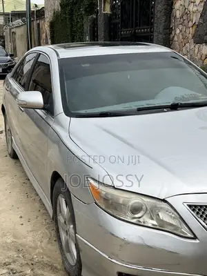 Toyota Camry 2.4 SE Automatic 2008 Silver
