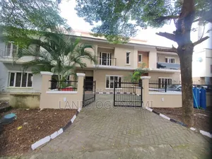 4bdrm Duplex in Ocean Bay Estate, for rent