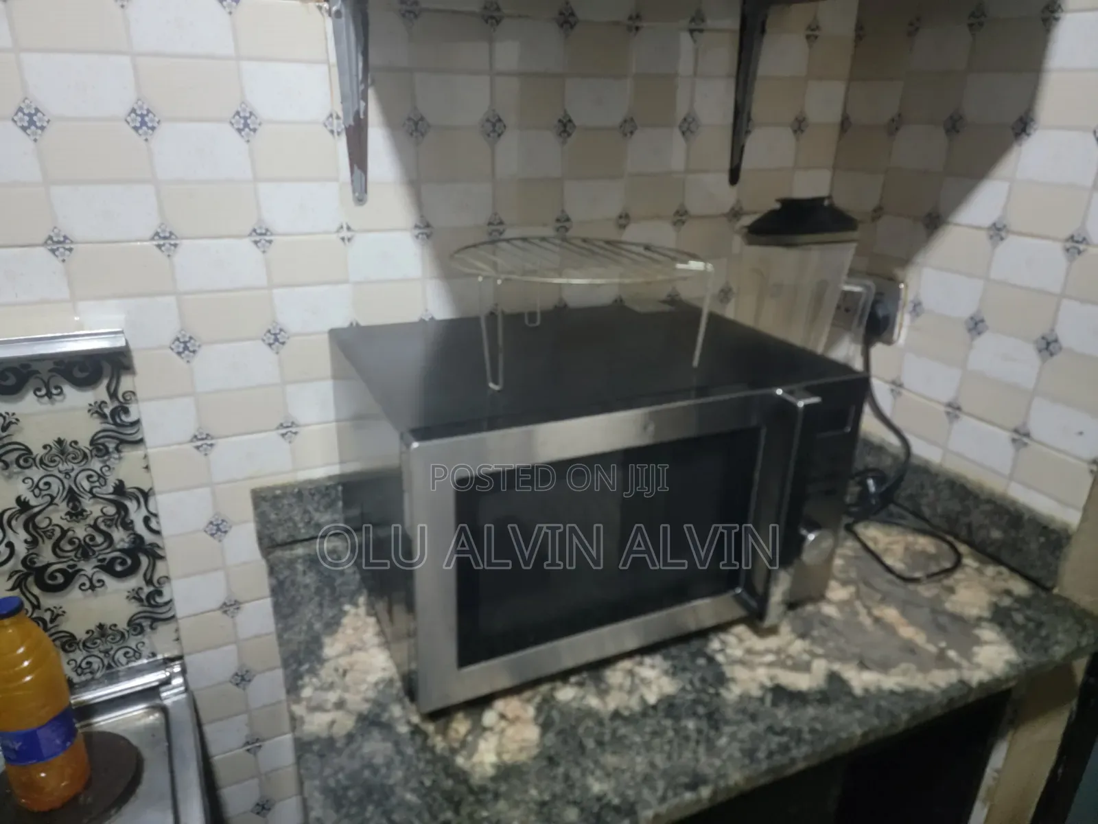 Microwave With Grill