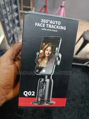 Q02 360° Auto Face Tracking Selfie Stick Tripod – Smart Phone Holder