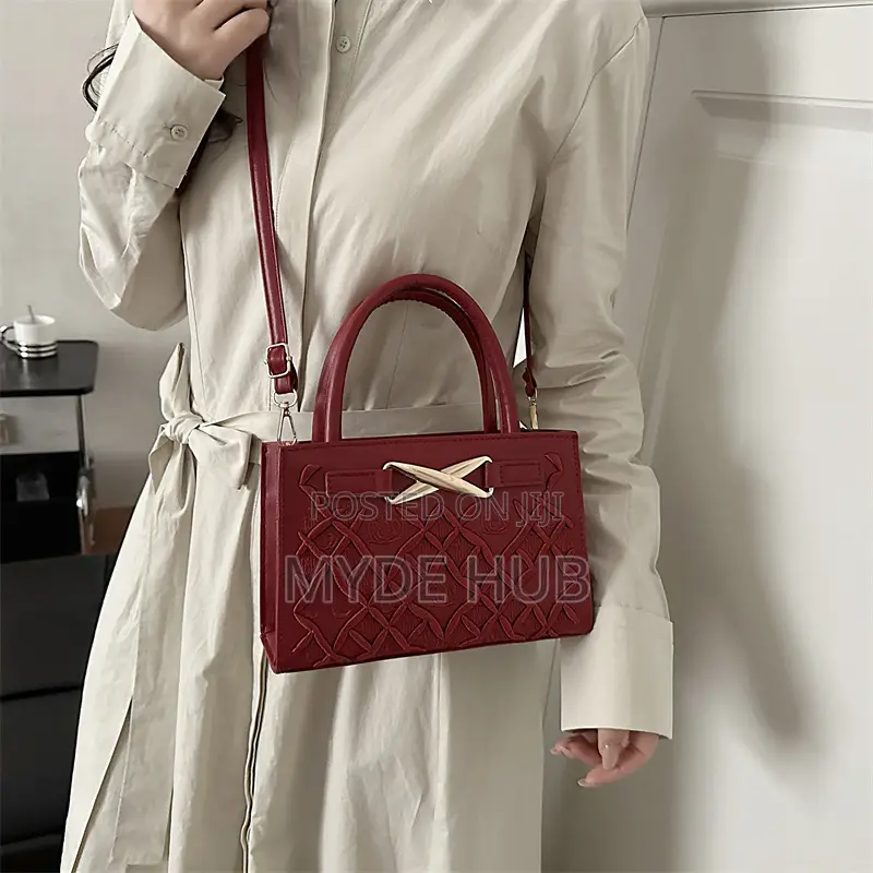 Zee Bag With Longer Strap
