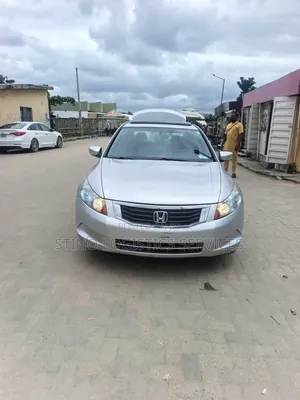 Honda Accord 2011 Silver