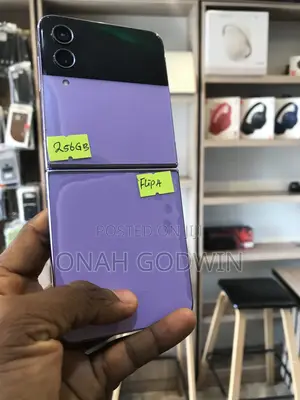 Samsung Galaxy Z Flip4 256 GB Purple