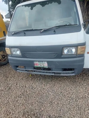 Mazda Bongo 2002 White