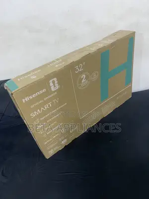 Affordable UHD Smart TV: Hisense 32"