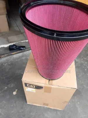 Caterpillar (CAT) Engine Air Filter, Specifically Part Number 207-6870