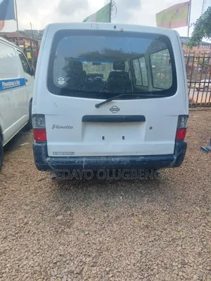 Nissan Vanette 2005 White