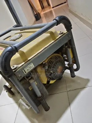 Generator Bobo 2500es