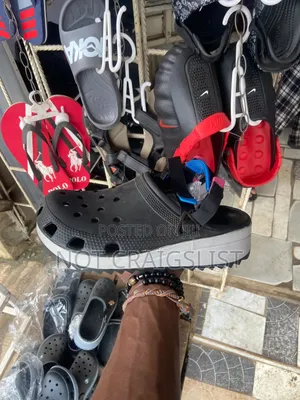 Original Classic Crocs Clogs for Men and Women – Lightweight Comfort