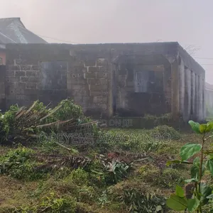 3bdrm Bungalow in President Paint, Ado-Odo/Ota for Sale