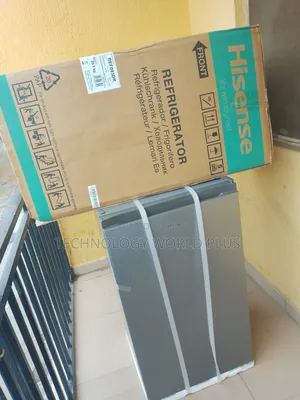 Hisense Refrigerator 90Litres Capacity
- Single-Door Design + 2 Shelf