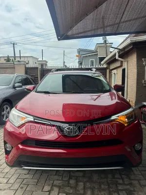 Toyota RAV4 2016 Red