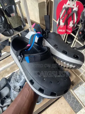Original Classic Crocs Clogs – Durable Lightweight Garden Clogs