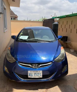Hyundai Elantra 2013 Blue